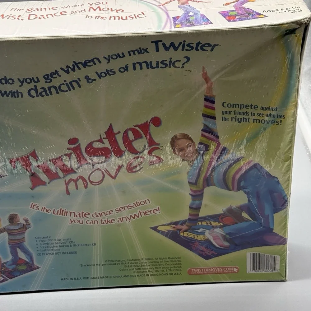 Twister Moves Milton Bradley Hasbro Dance Game with‎ 3 Music CD's (2003) Sealed